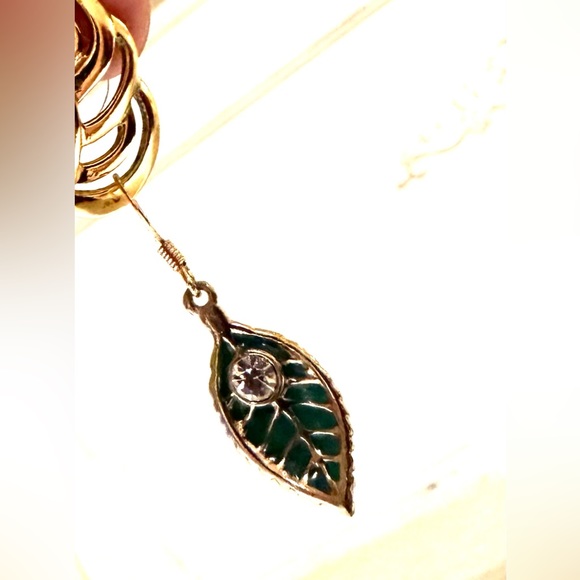 Price Drop💚 Enamel.CZ, 14kgf 1999 Lovely Upcycled Earrings Emerald Green - Picture 5 of 5